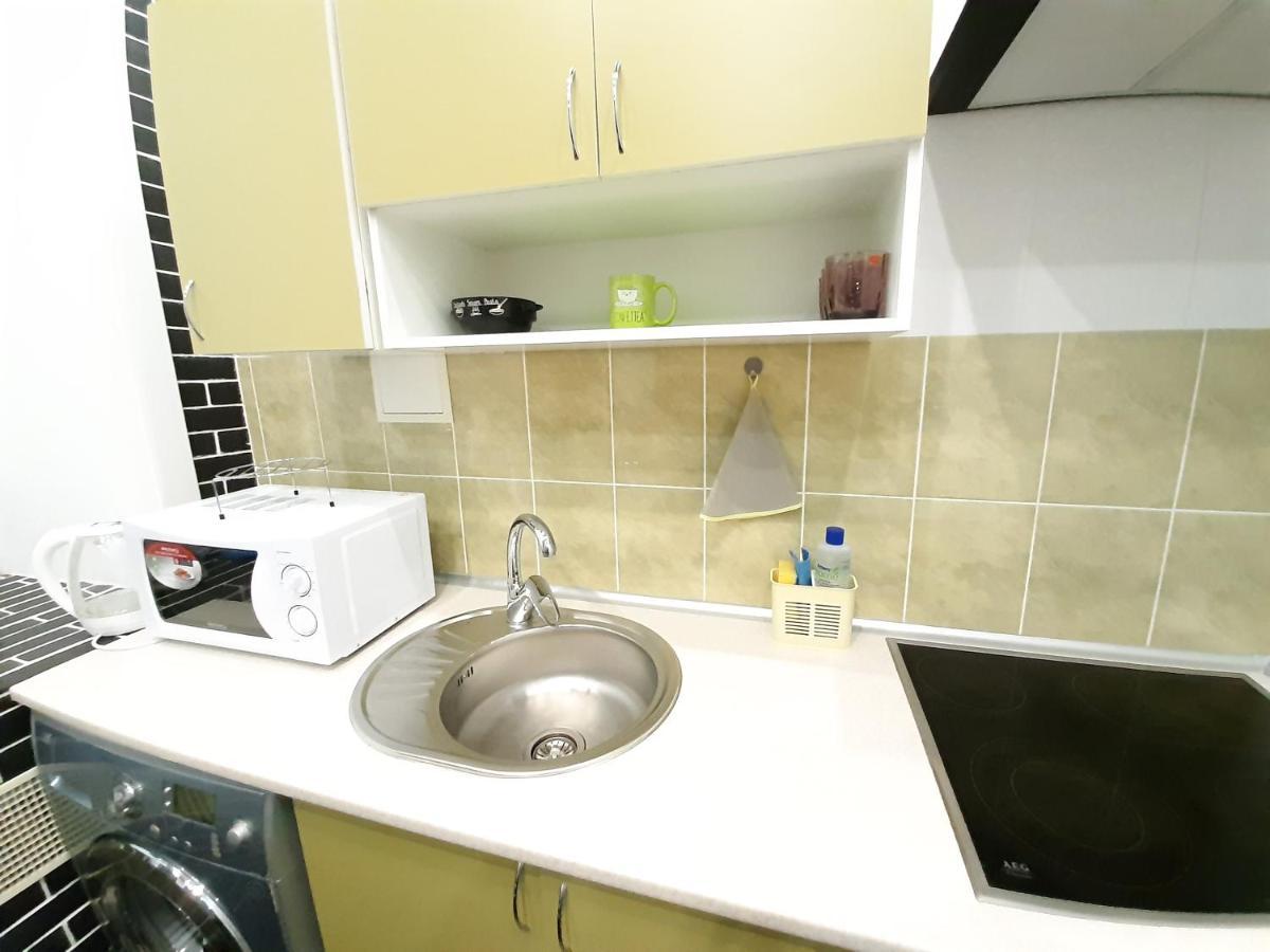 Viva Olive - Студия Со Спальней В Центре Krementsjoek Buitenkant foto